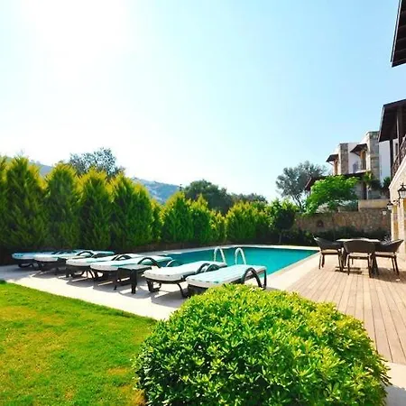 Sleeps 10 With Pool Air Con And Wifi Bodrum