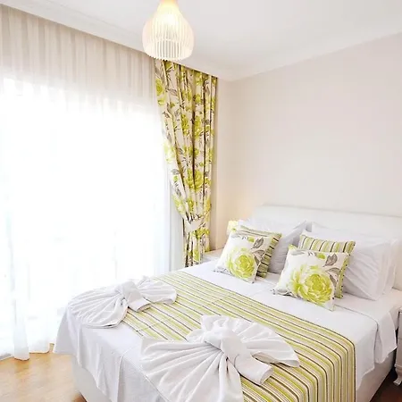 Sleeps 10 With Pool Air Con And Wifi Bodrum